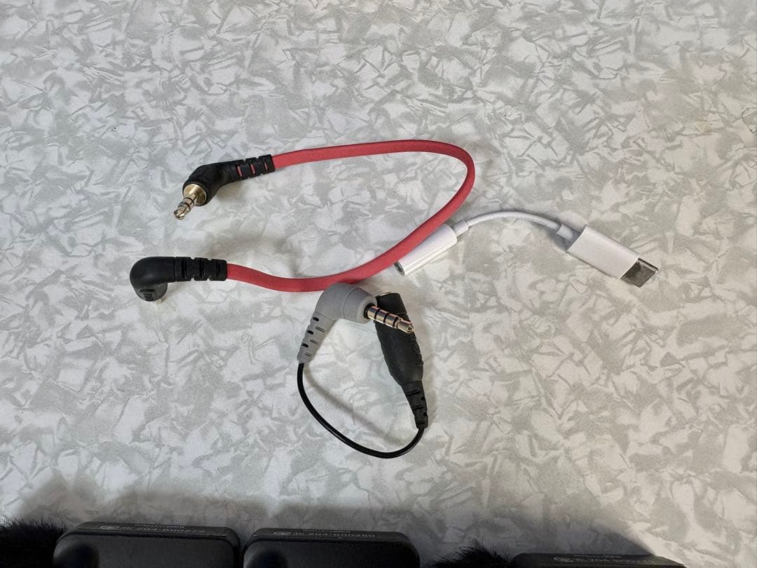 Rode ワイヤレス GO II マイク充電器&iPhone接続用ケーブル付き