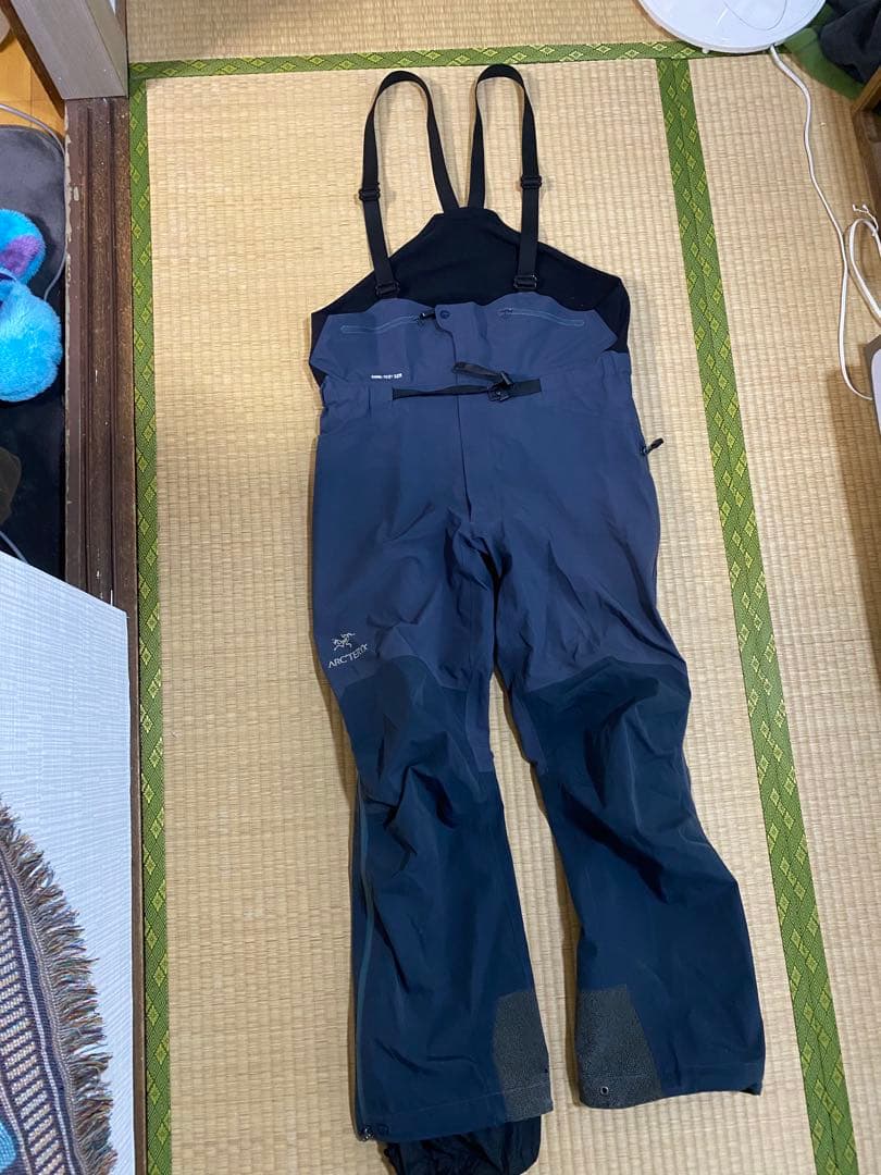 GORE-TEX ARC'TERYX ＊ アークテリクス ビブパンツ