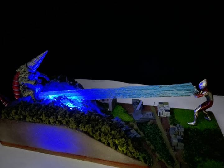シンウルトラマン　スペシウム光線発射　シンゴジラも！　ジオラマ