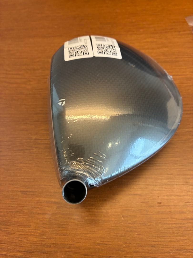 新品 Qi4D ドライバー 10.5° ヘッドのみ（日本正規品・右用）カバー付