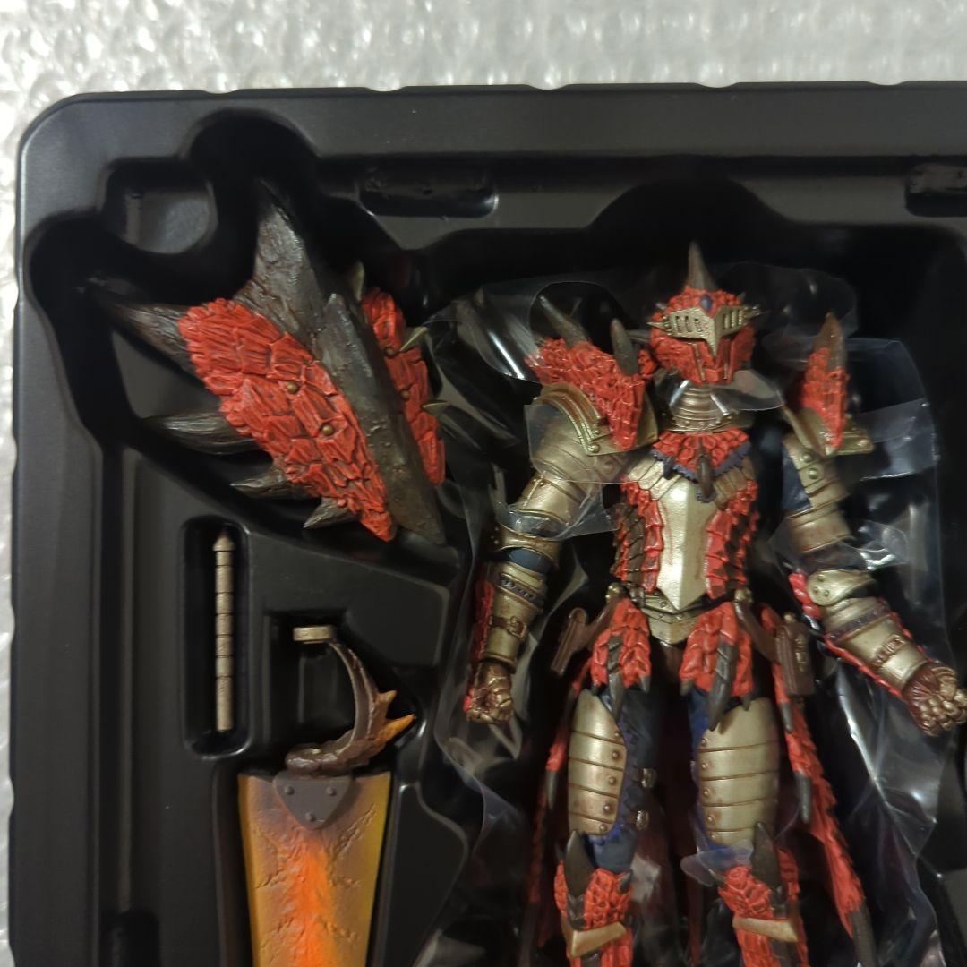 美品　リボルテックヤマグチ ハンター男剣士 レウスシリーズ アクションフィギュア