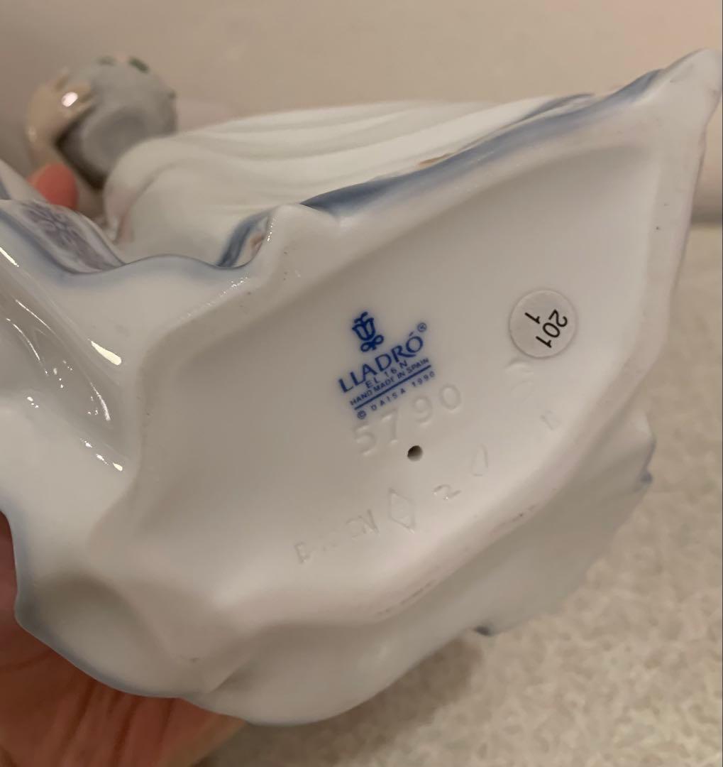 LLADRO 花かごと女性　置物 リヤドロ
