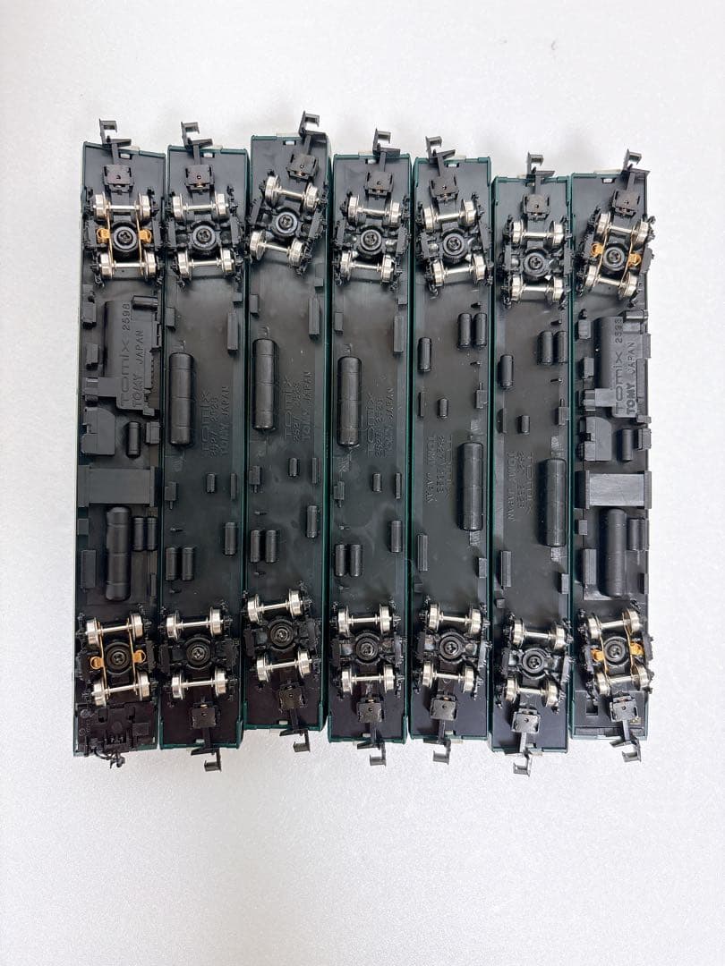 TOMIX JR14-700系客車サロンカーなにわセット