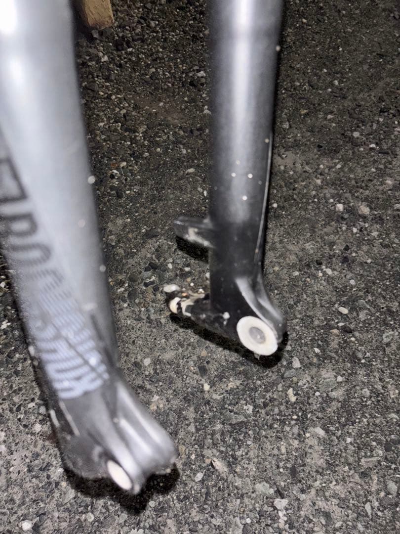 林！ロックショックスReba