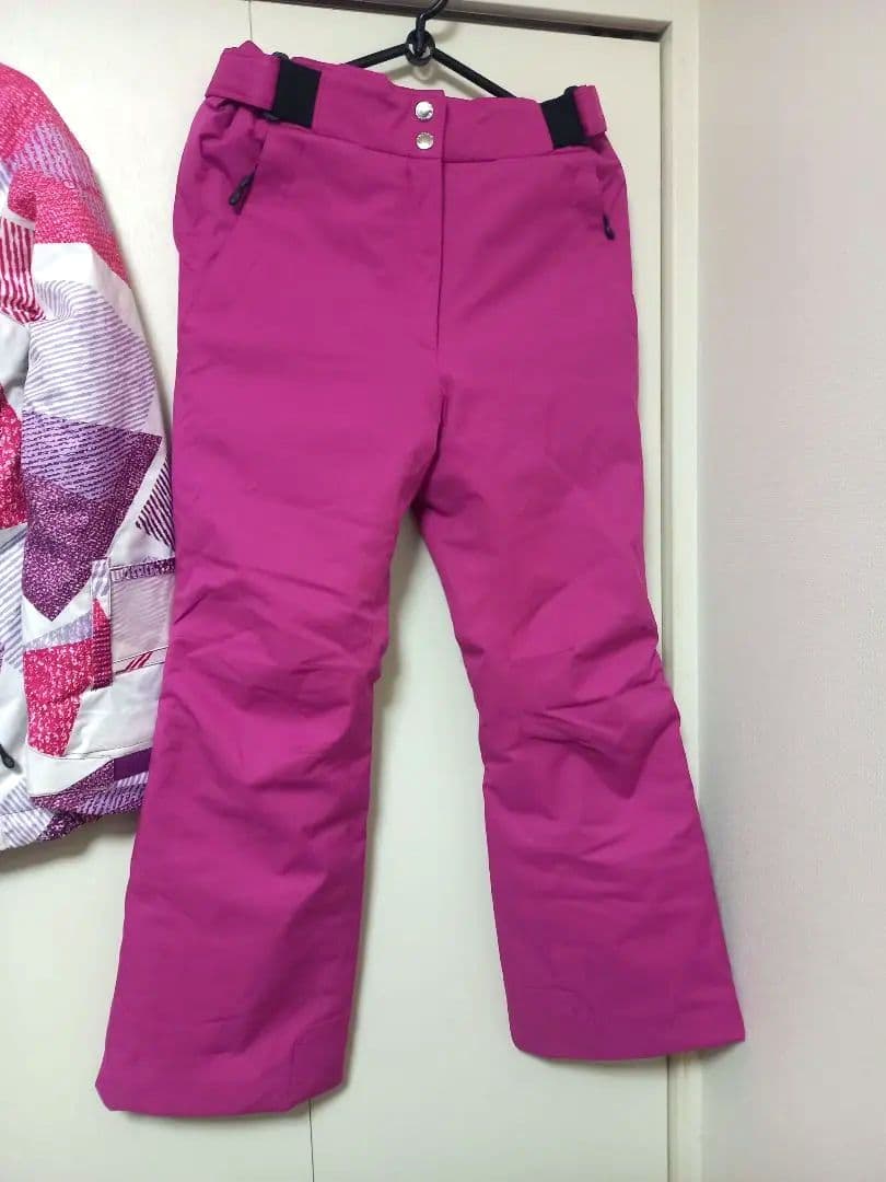 美品　ONYONE レディーススキーウェア　Sサイズ