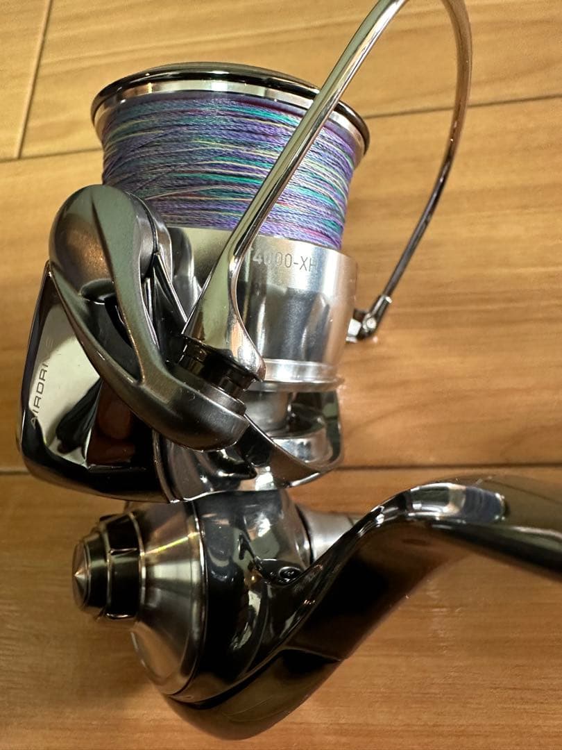 ダイワ　EXIST LT4000-XH スピニングリール