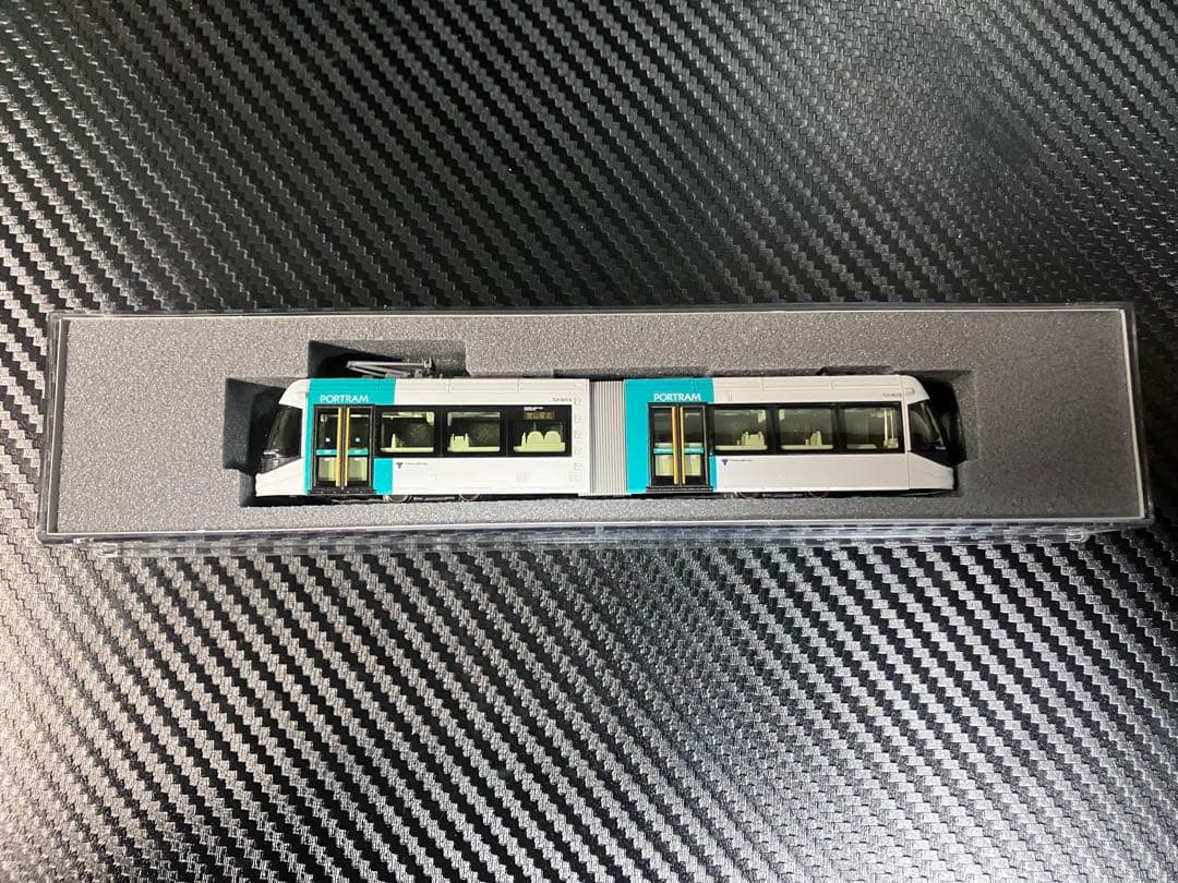 美品　KATO 富山ライトレール(緑)