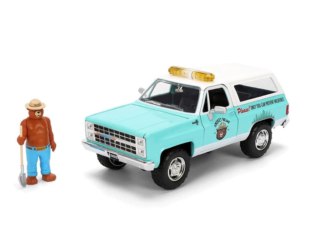 1980 シボレーブレーザー & スモーキーベアー・フィギア