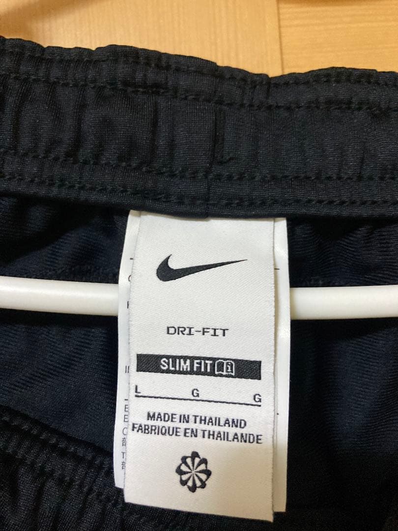 Nike リバプールFC ストライクトラックスーツ上下セット　新品　タグ付き　Ｌ