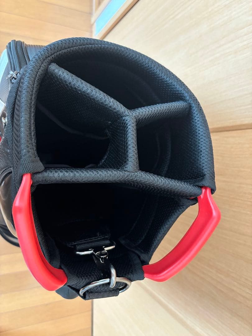 ★新品★ゴルフバッグ キャディバッグ　SRIXON