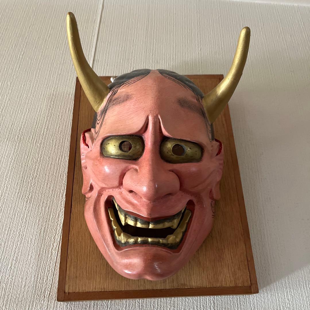 お面（台座がセットです）