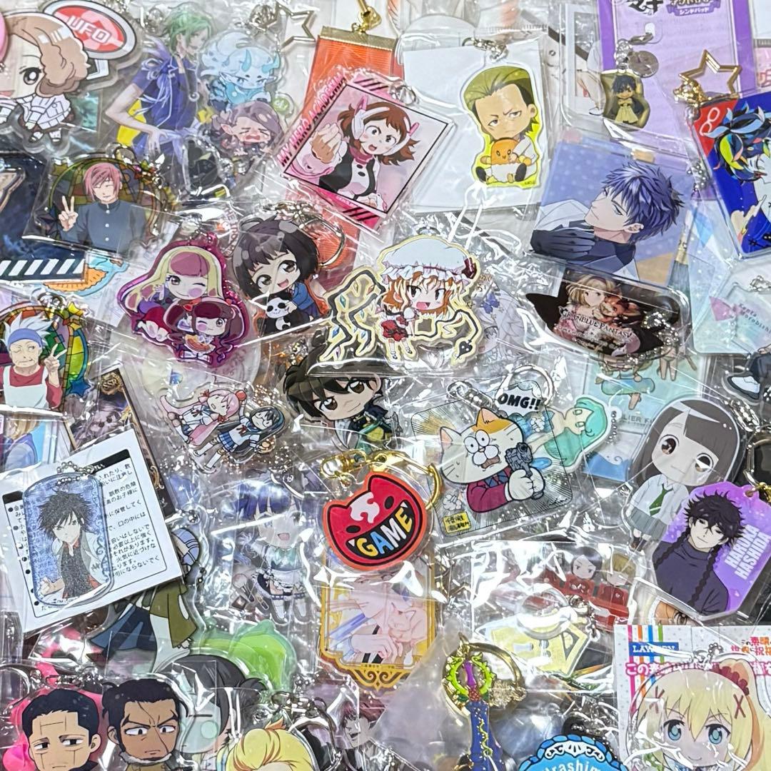 アニメ・キャラクター系グッズ キーホルダー まとめ売り 約1111点セット