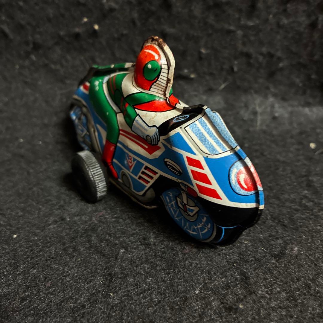 昭和レトロ　ブリキのおもちゃ　仮面ライダーV￼3 バイク