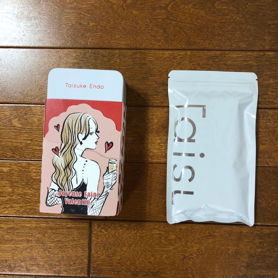 タイスケエンドウ　クッキー缶とタブレット