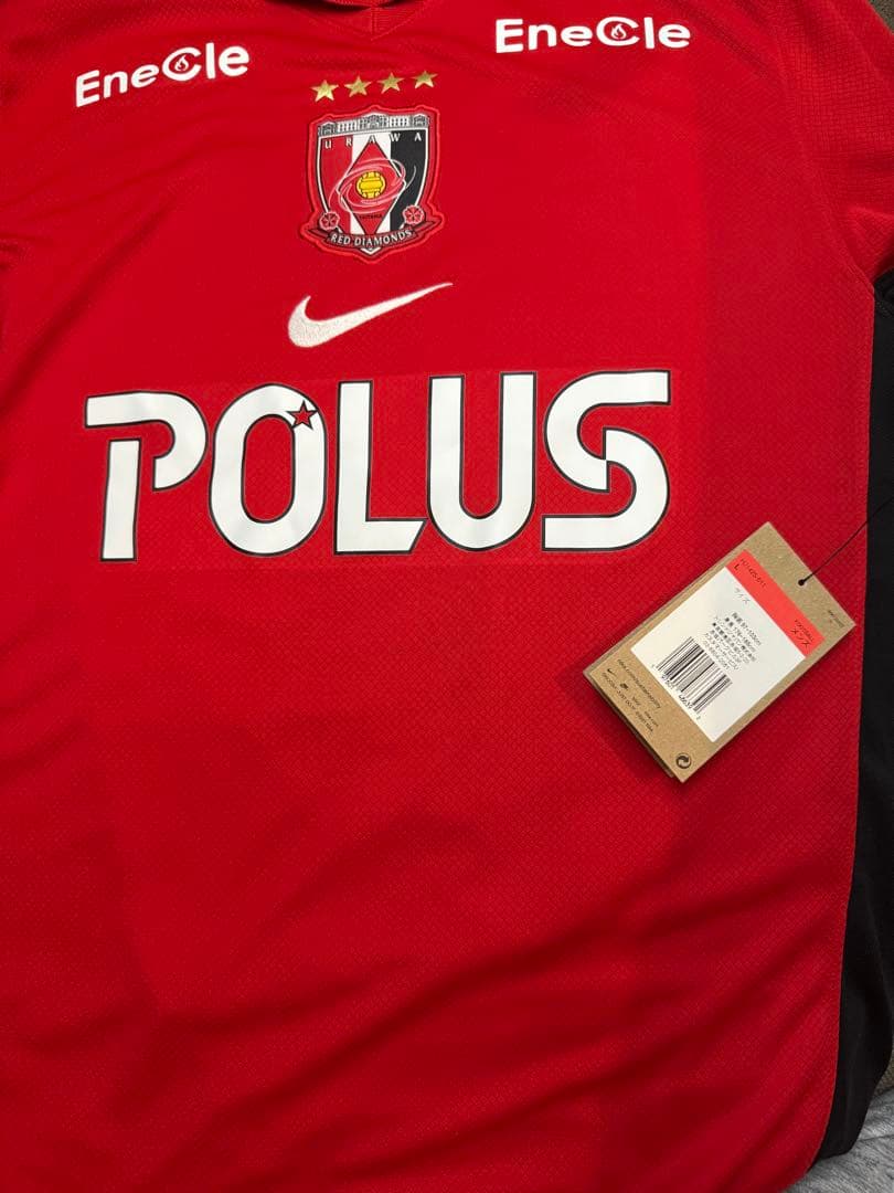 【新品未着用】浦和レッズ 2025 公式　ユニフォーム　Ｌサイズ