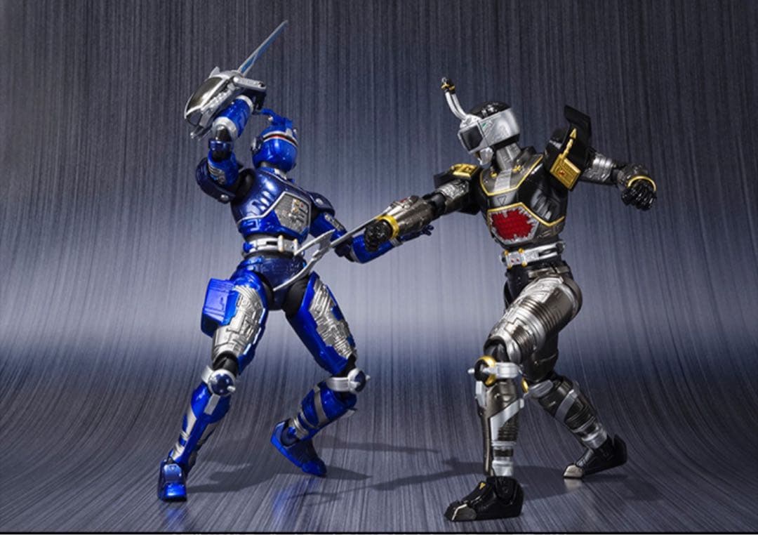 ビーファイター　ブルービート　ブラックビート　フィギュアーツ　figuarts