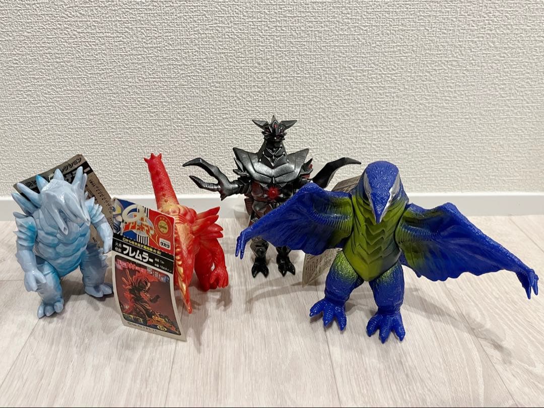 電光超人グリッドマン　怪獣ソフビ　セミコンプ14個セット　タグ付き　当時物