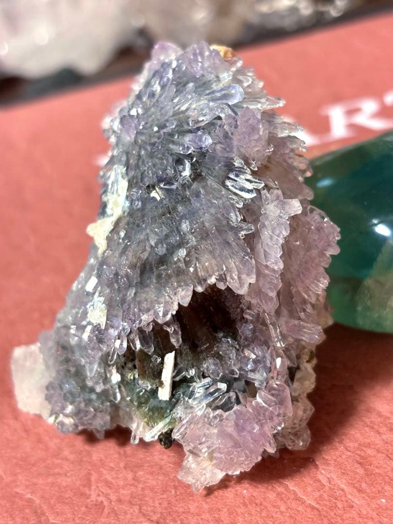 【希少】フラワーアメジスト 菊の華(ブラジル産) 原石 アメジスト