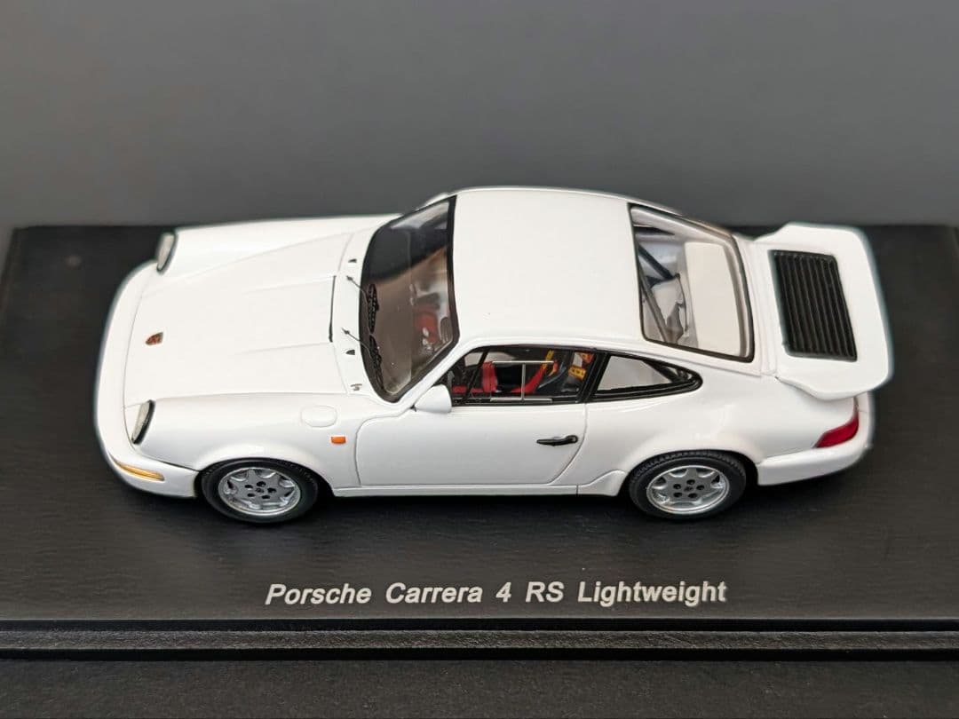 スパーク 1/43 ポルシェ 964 カレラ 4 RS ライトウエイト ホワイト