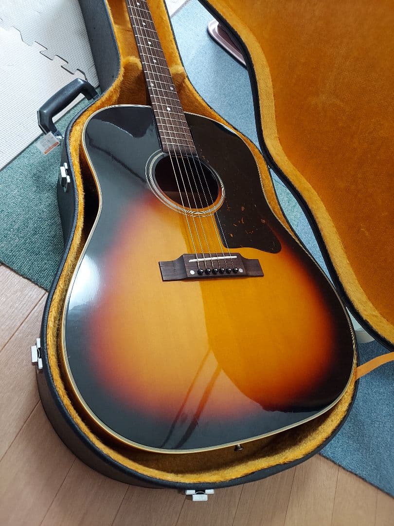 ジャパンビンテージGreco W-404BSハードケース J-45コピー状態良し