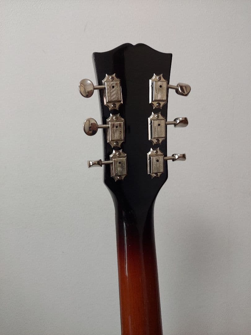 ジャパンビンテージGreco W-404BSハードケース J-45コピー状態良し