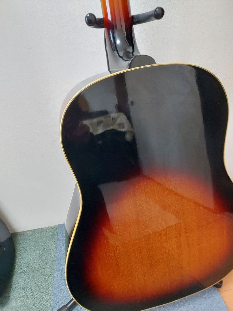 ジャパンビンテージGreco W-404BSハードケース J-45コピー状態良し