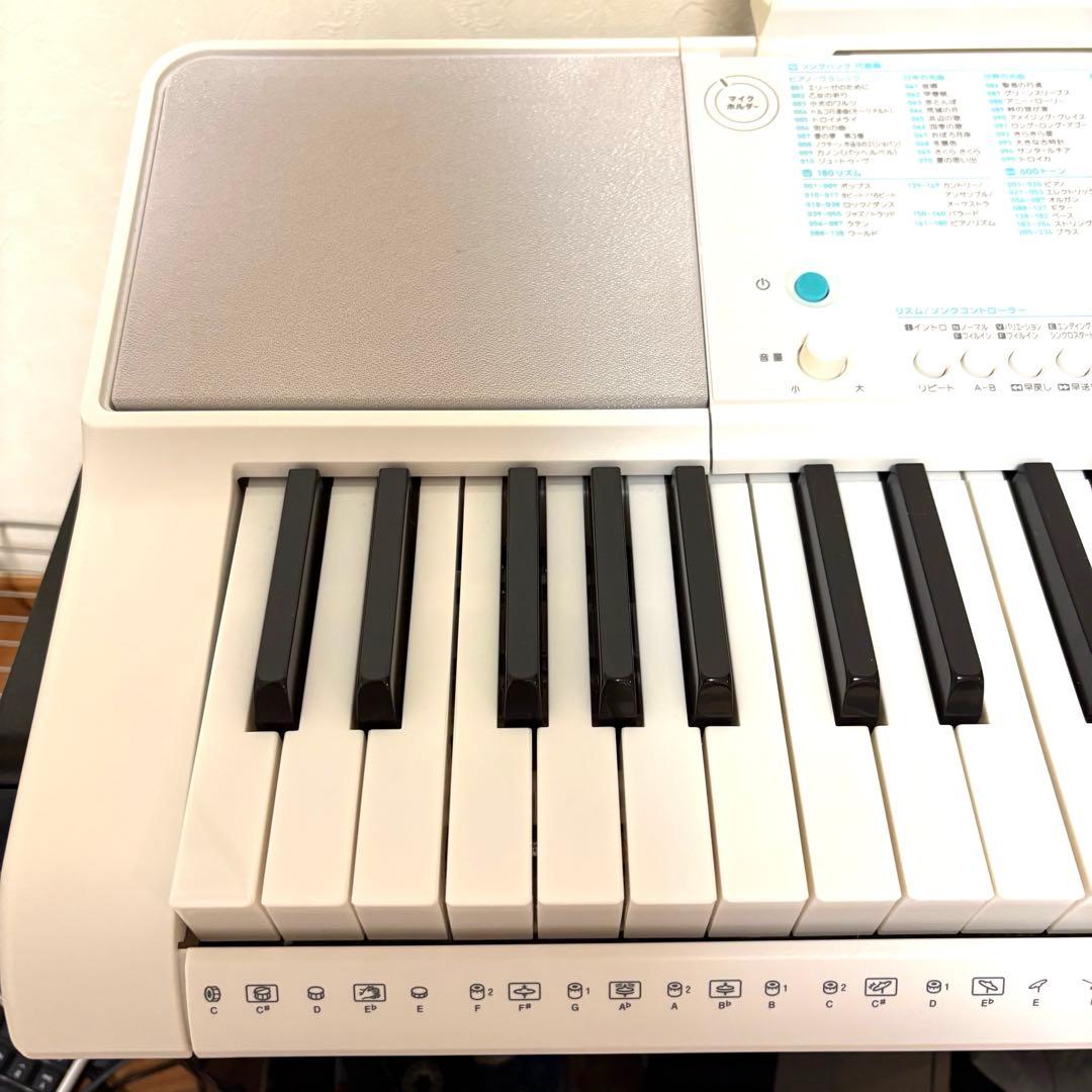 【美品】CASIO カシオ　LK-516 光ナビゲーション キーボード 19年製