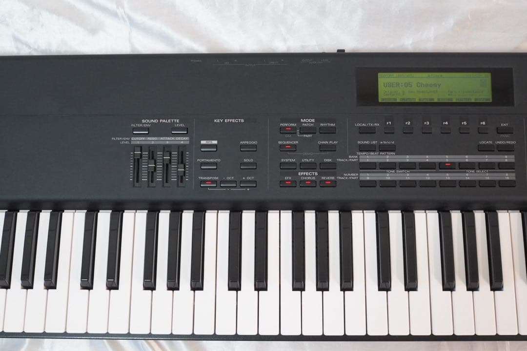 Roland XP-80 シンセサイザー 76鍵盤 ローランド キーボード