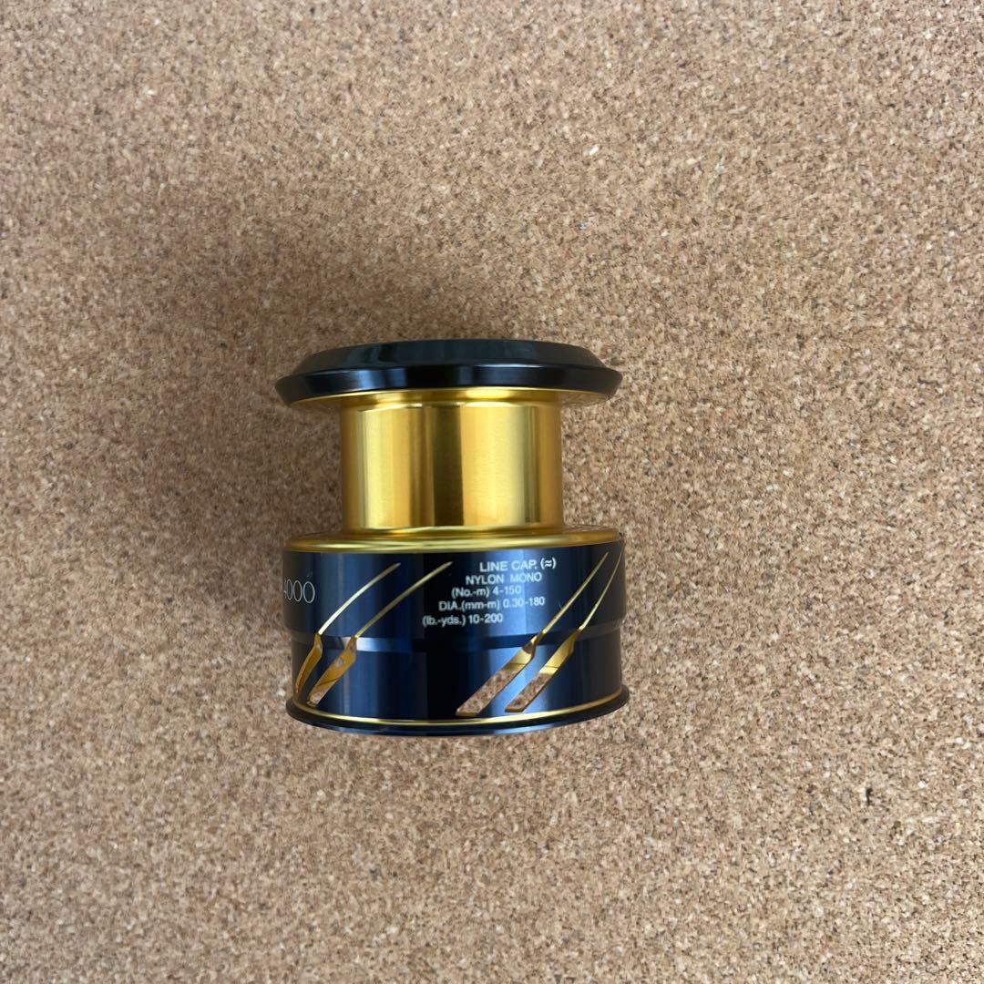 111. SHIMANOシマノVanquish 4000 美品スプール