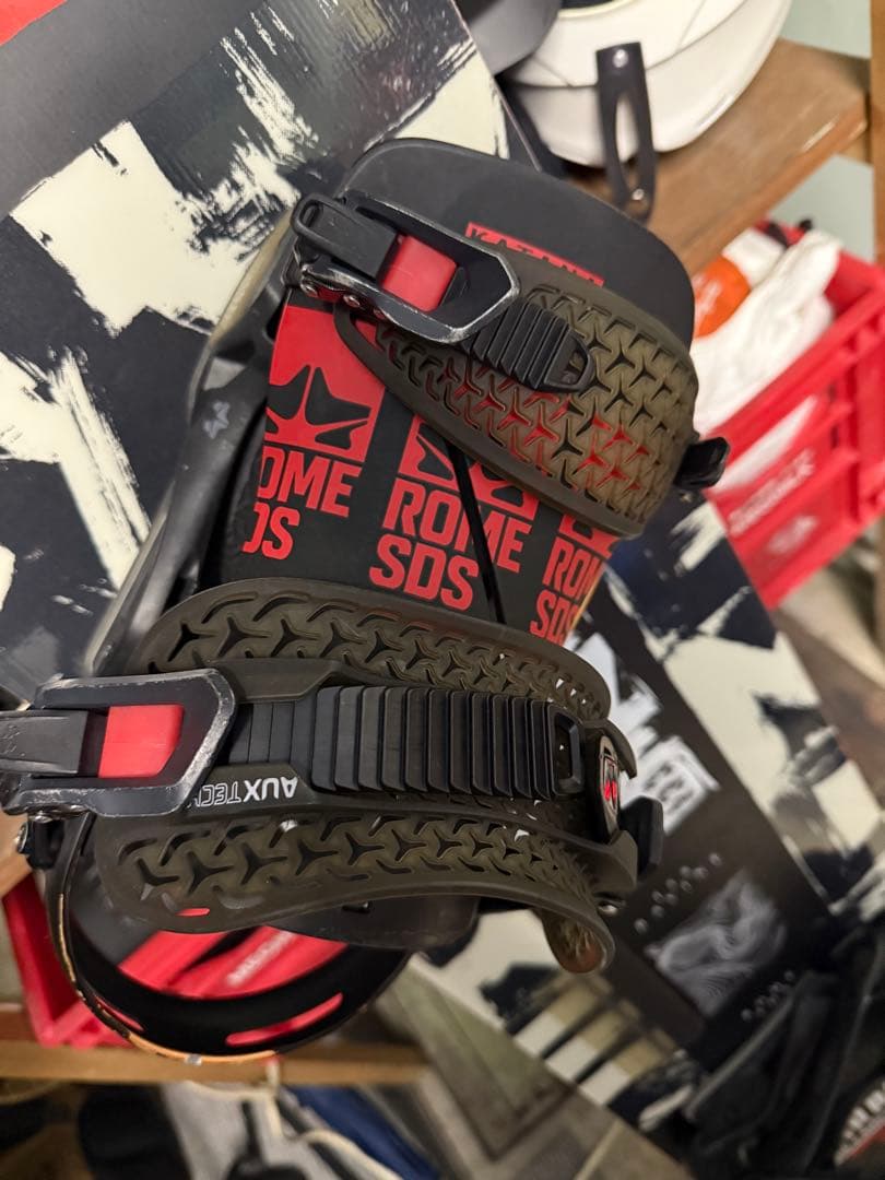 ROME SDS katana スノーボードビンディング レッド/ブラック