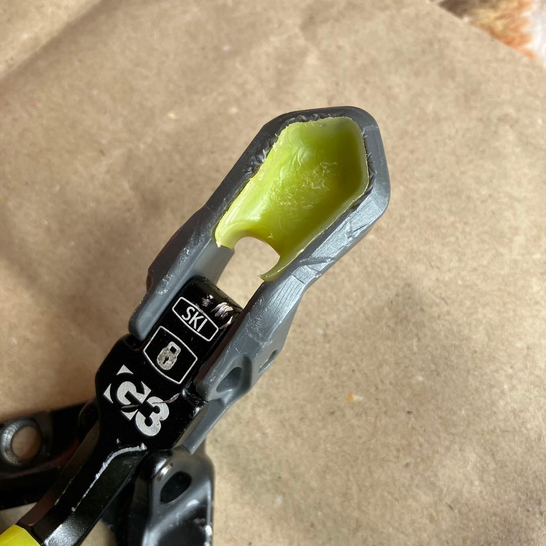 g3 zed 12 テック　ビンディング