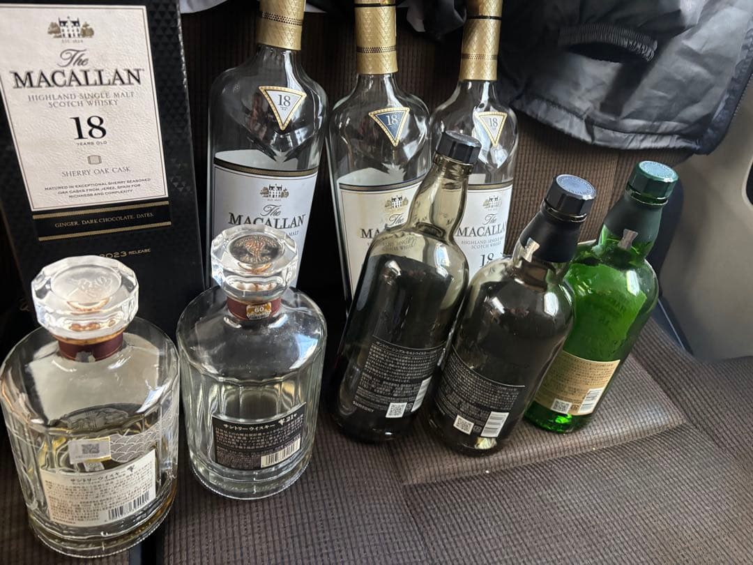 山﨑18年×2白州18年響21年響100周年マッカラン18年×3 箱空瓶未洗浄