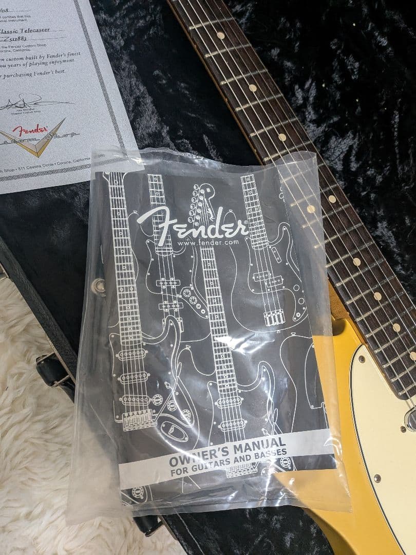 Fender Custom Classic Telecaster バタースコッチ
