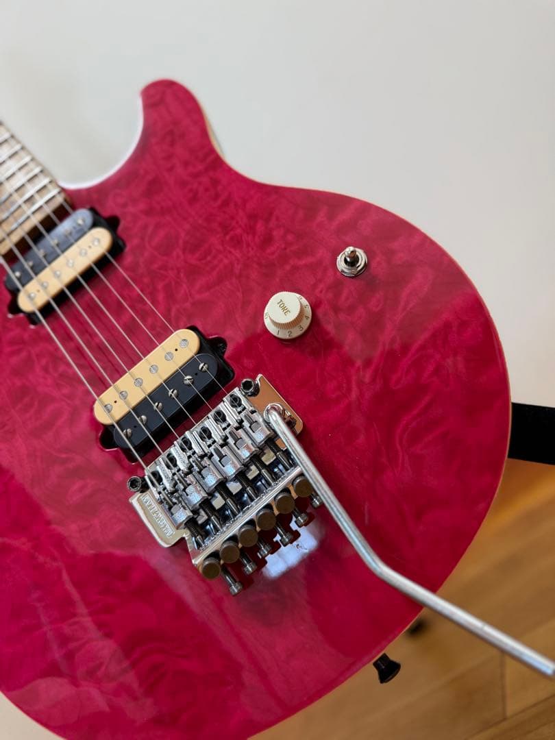 M*I様 MUSICMAN AXIS USA製 Trans Pink 2008年