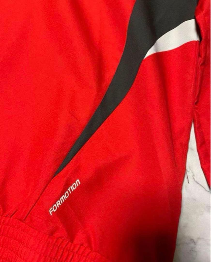 【希少】新品 adidas リバプール ウインドブレーカー