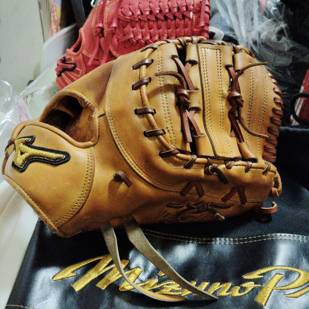 プロ支給品グラブ