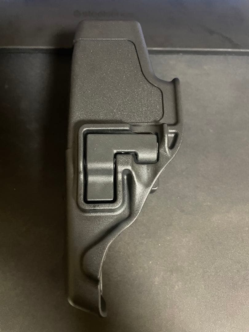 BLACKHAWK! TASER X26ホルスター ベルトクリップ式 右用