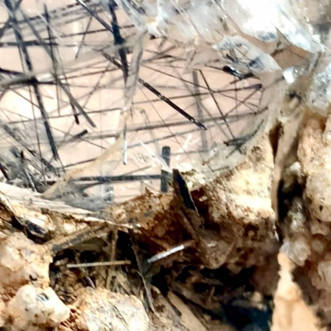 今だけ価格/シン・ザギマウンテンクォーツ40/黒針入り/巨大結晶/マルチポイント