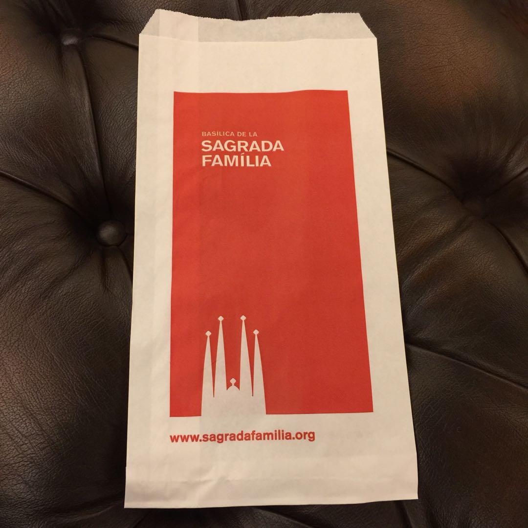 サグラダファミリア買付け❤️パークグエル 赤い木製ヨーヨー★日本未入荷/新品レア