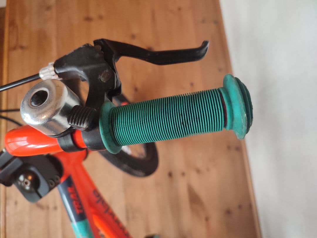 Cannondale キッズ　16インチ オレンジ