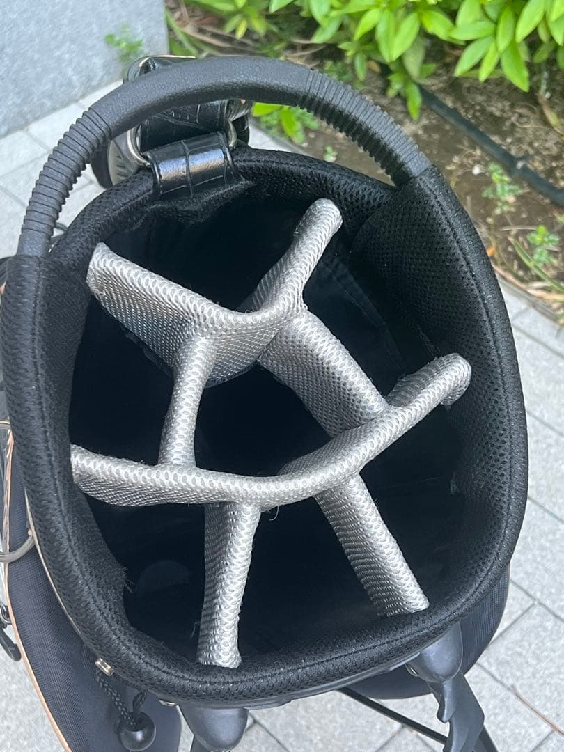 BANDEL Golf / バンデル　キャディバッグ　クロコ型押し　金ｘ黒