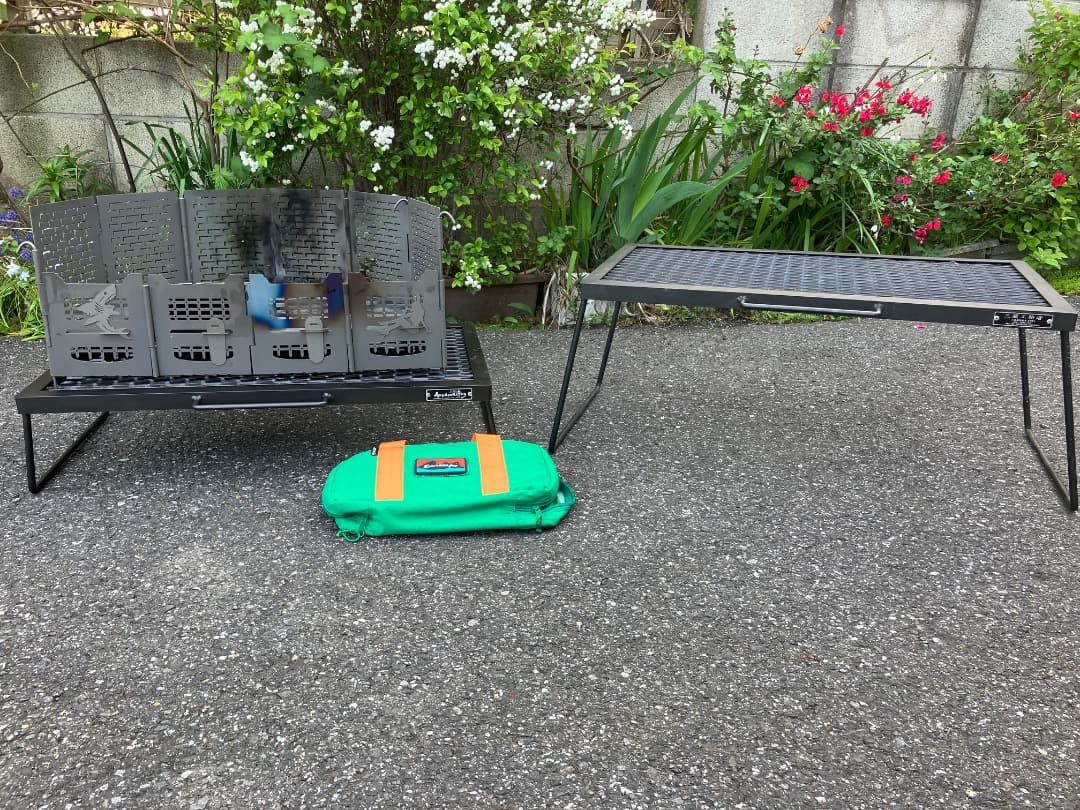 サンゾー工務店 ロダン、アイアンテーブル、アイアンテーブル低っセット