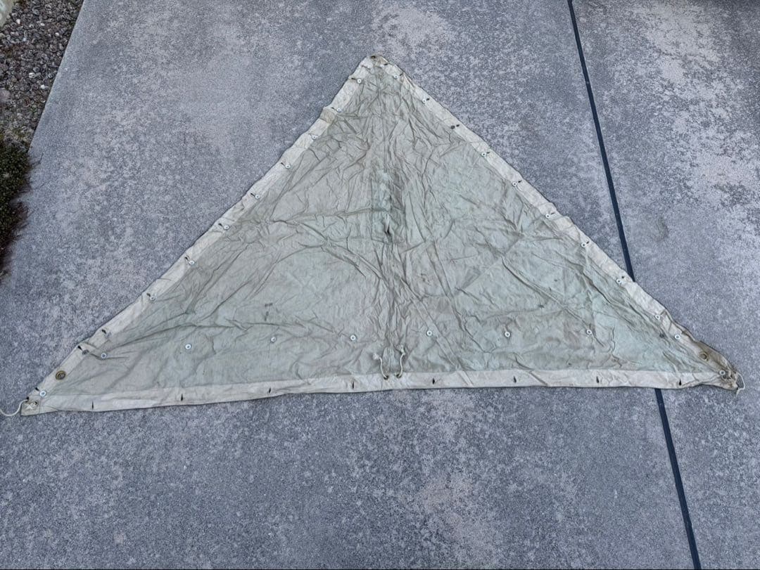 スウェーデン軍テントシート＊濃いめ