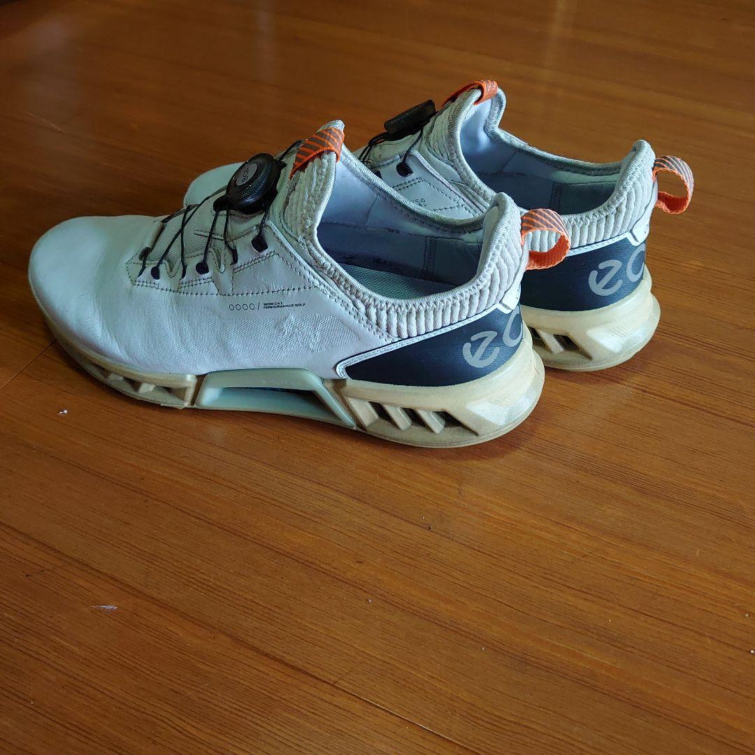 ダイヤル式ゴルフシューズ ホワイトecco