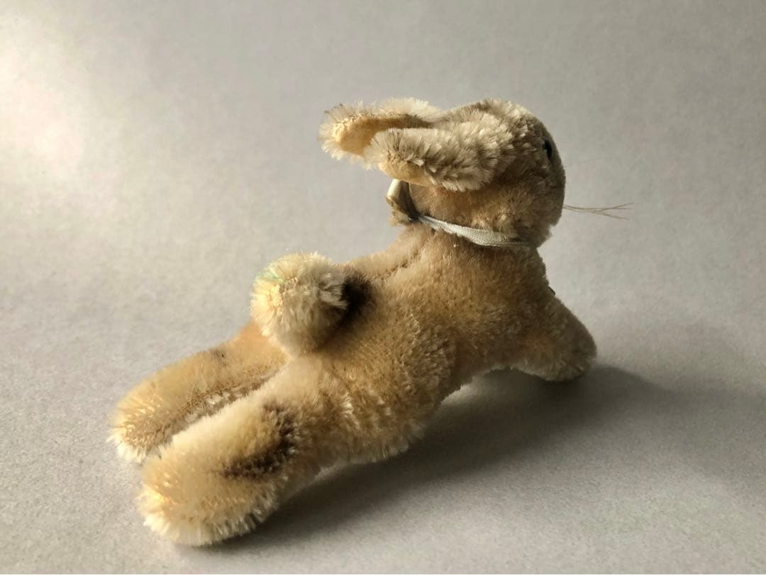 Steiff 　ウサギ　Lieg Hase