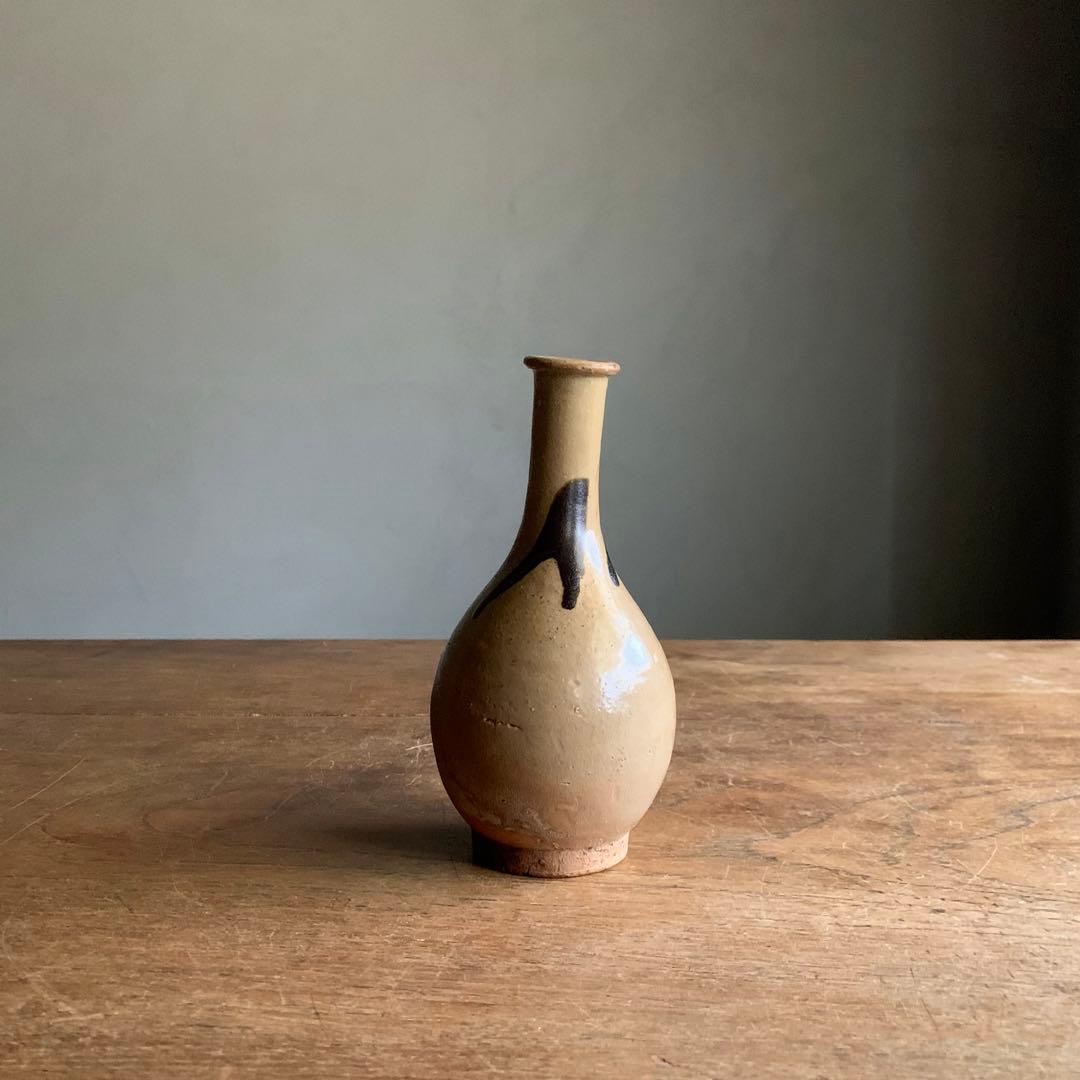 壺屋焼 灰釉褐釉流掛け瓶 18世紀 徳利 壺屋 鉄絵 古美術 琉球美術 湧田焼