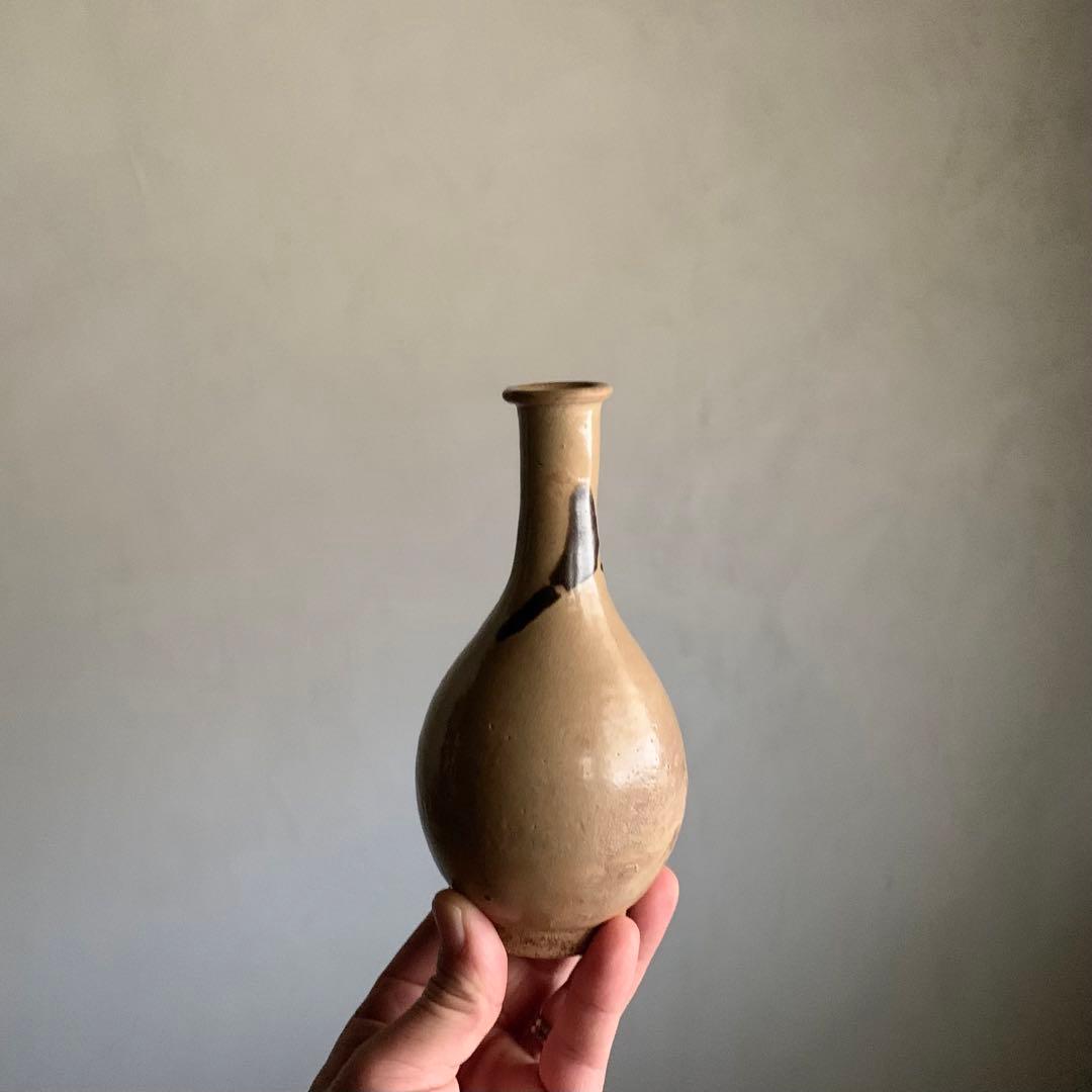 壺屋焼 灰釉褐釉流掛け瓶 18世紀 徳利 壺屋 鉄絵 古美術 琉球美術 湧田焼