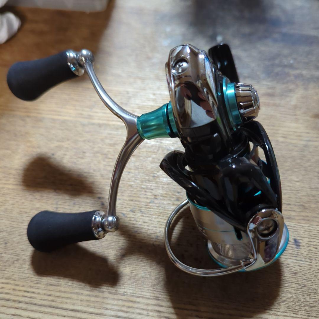 DAIWAエメラルダス LT-2500S-H-DH です。