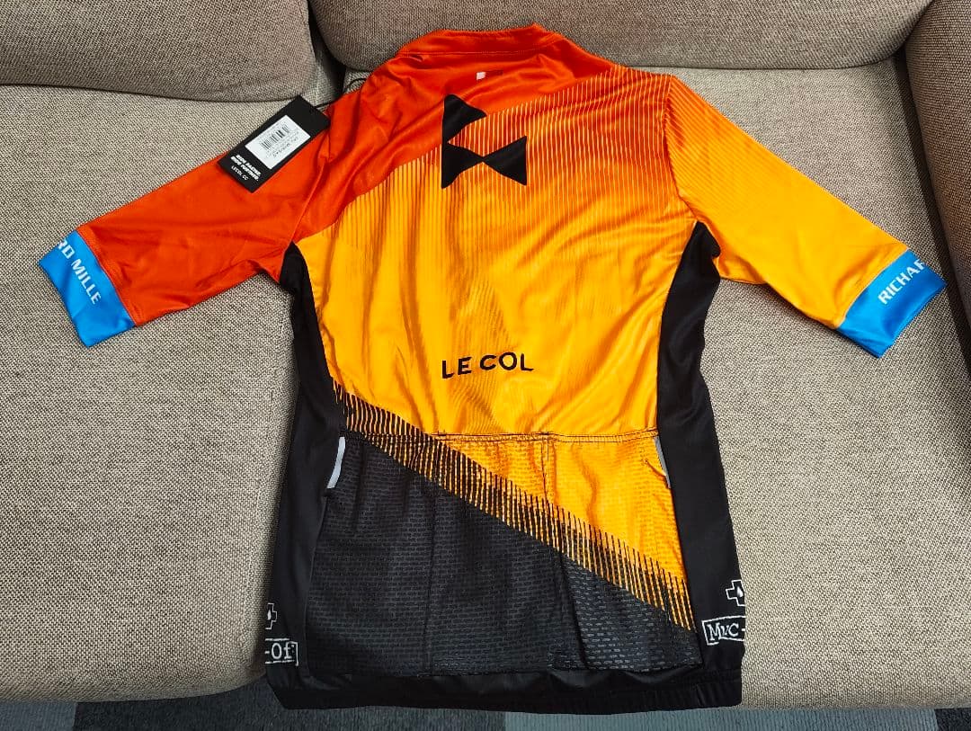 【新品】LE COL バーレーン・マクラーレン サイクルジャージ XSサイズ