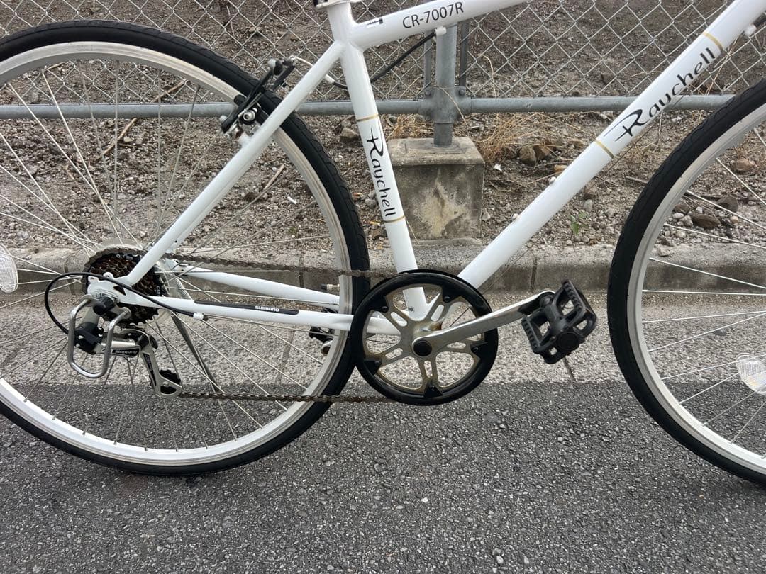 クロスバイク　新品に近いキレイな自転車　関東圏　配送可能